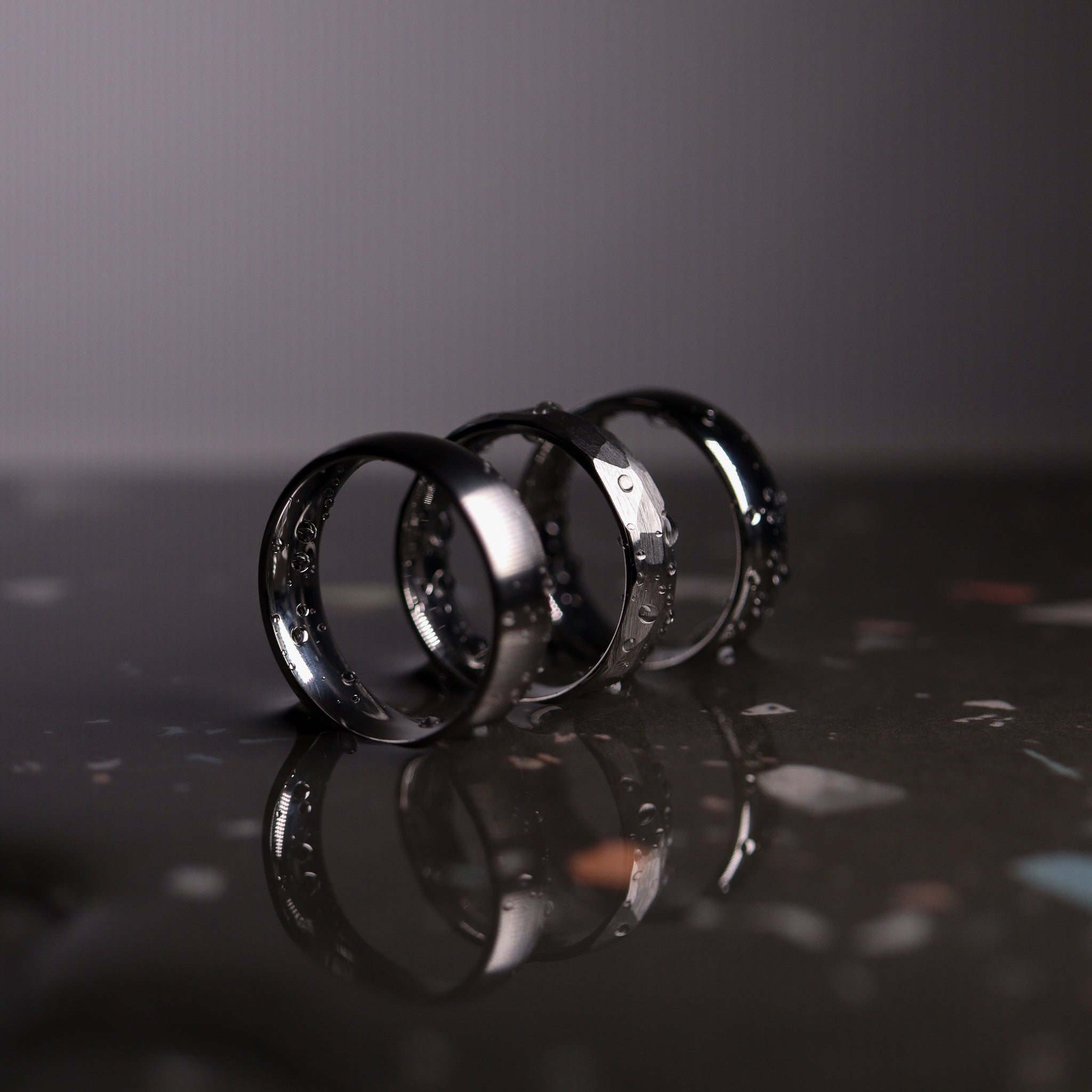 Silicone rings that hot sale look like metal