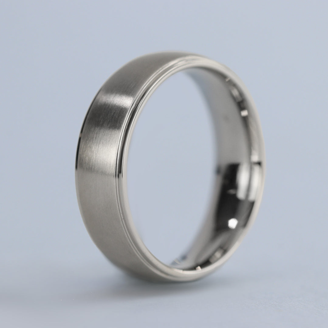 Brushed stepped lines stainless steel ring